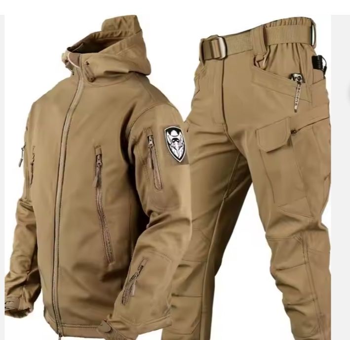 Power Punch Men's Outdoor Tactical Jackets for Autumn and Winter Fleece Warm Angle 3