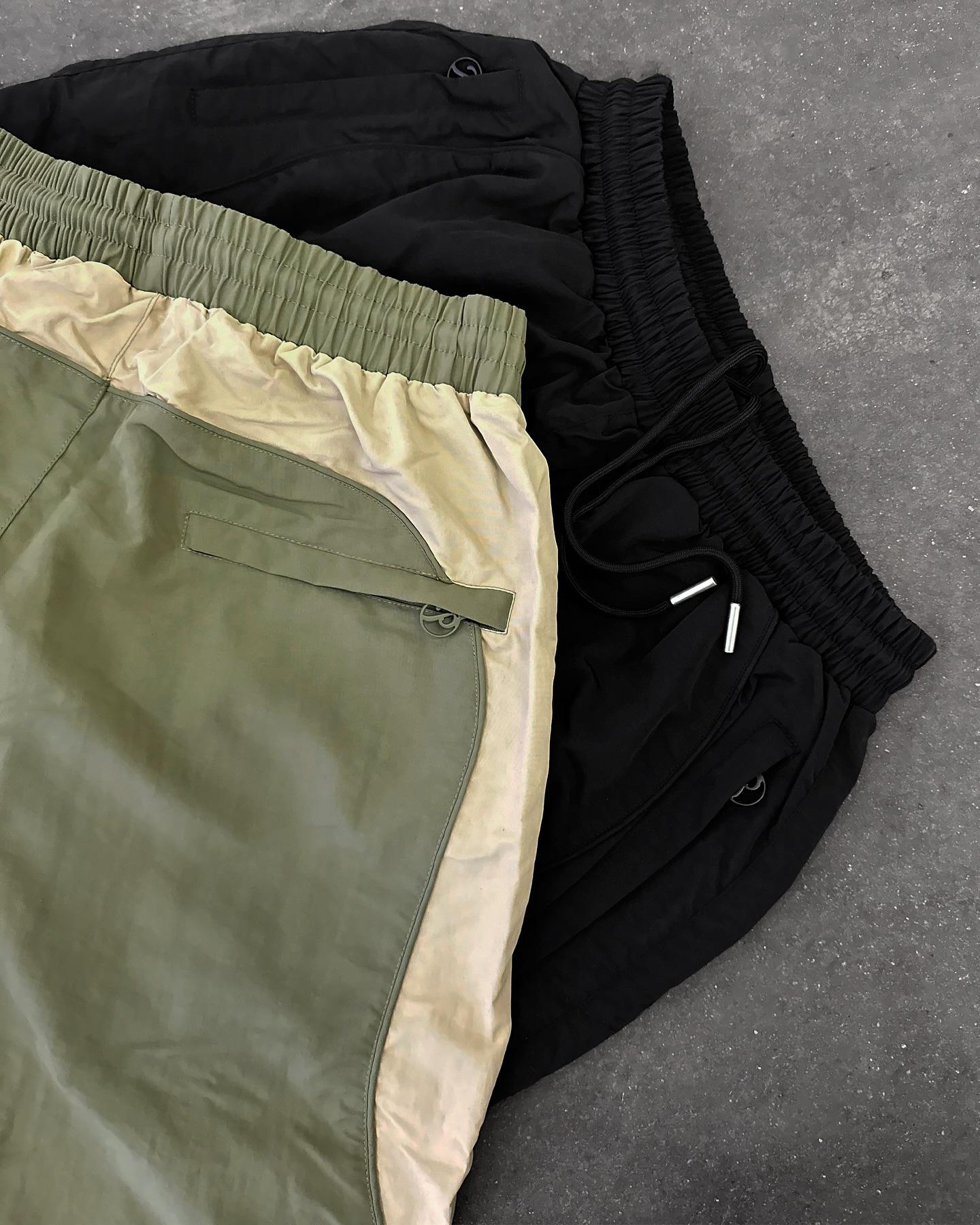 Power Punch Yingling Waterproof Full Zipper Jacket and Trouser Color Blocked Men Angle 4