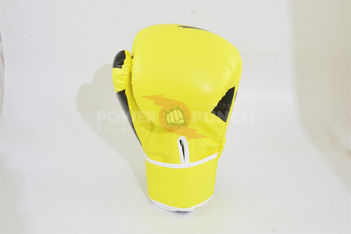 Power Punch Customized PU Leather MMA Muay Thai Boxing Gloves Kickboxing Sanda Angle 4